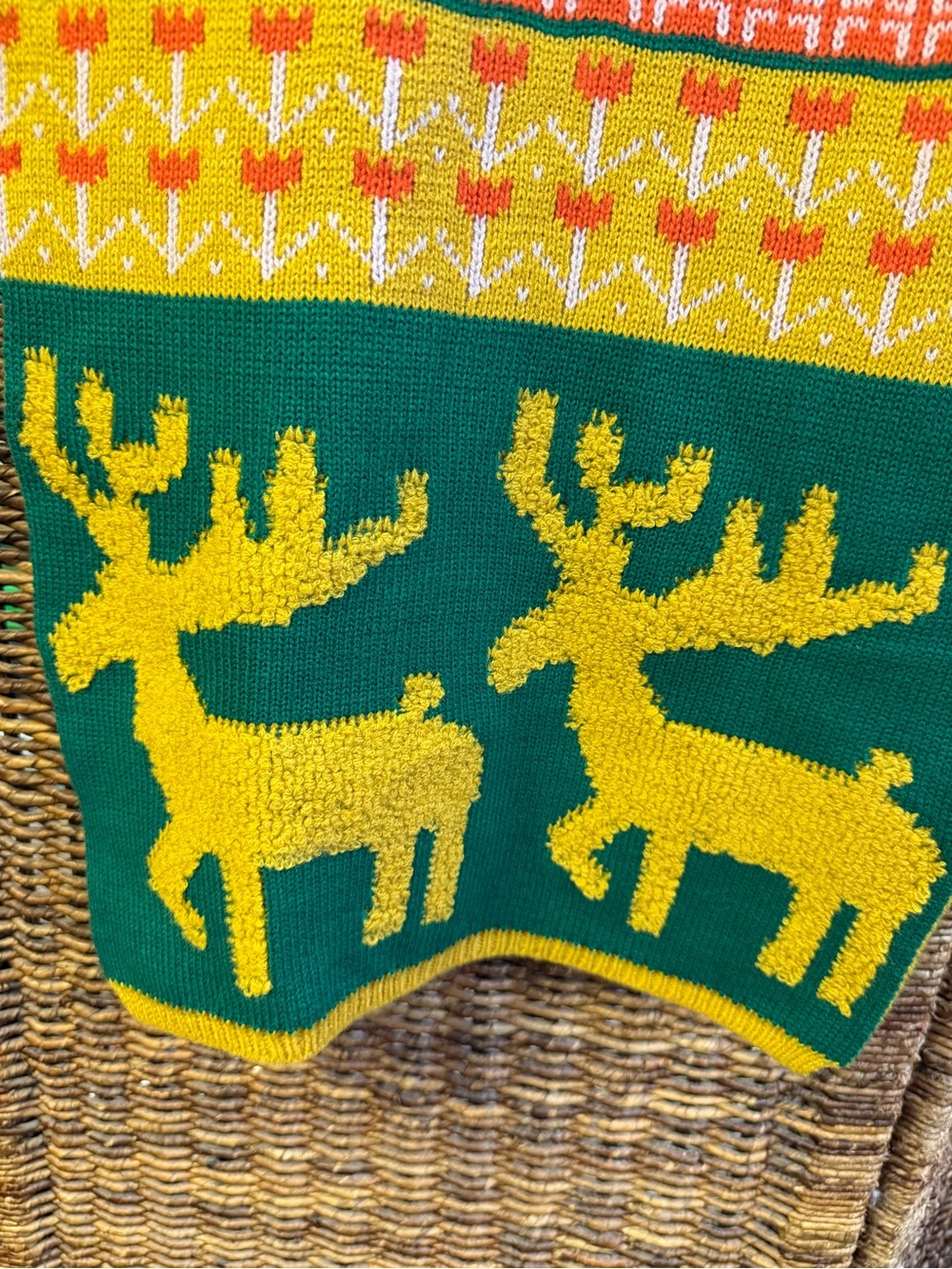 Scarf- Oversized, Pattern, 13 inches width - Picture 2 of 4